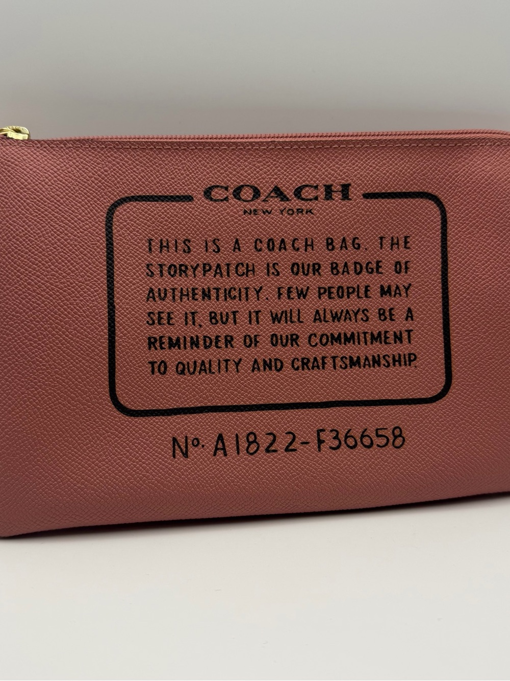Coach Storypatch Zip Pouch Clutch Pink Pebbled Leather Old Money Minimalist